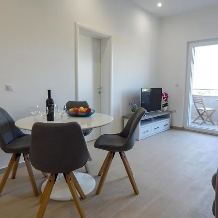 Sweet Escape Apartments Vinišće Esterno foto