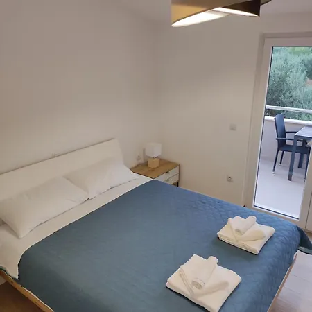 Sweet Escape Apartments Vinišće Esterno foto